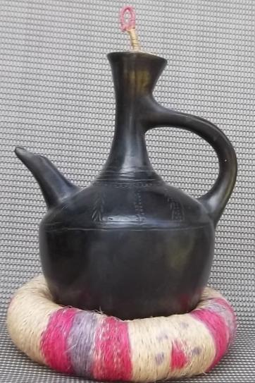 clay pot, ancient coffee pot, The best coffee in Ethiopia. Ethiopian coffee, african coffee, ancient coffee, coffee ceremony, Ethiopia, buna, jebena, baraka, Eritrea, dancing goat, history of coffee, learn about african history of coffee, africa, coffee